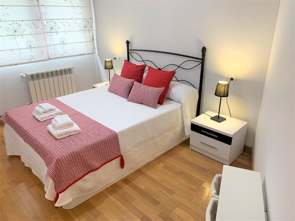 Apartamento La Losa Leilighet Oviedo Eksteriør bilde